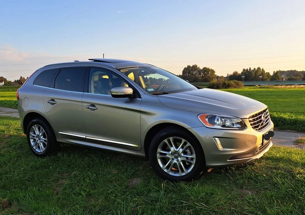 Volvo XC 60 cena 73000 przebieg: 161000, rok produkcji 2014 z Zwierzyniec małe 704